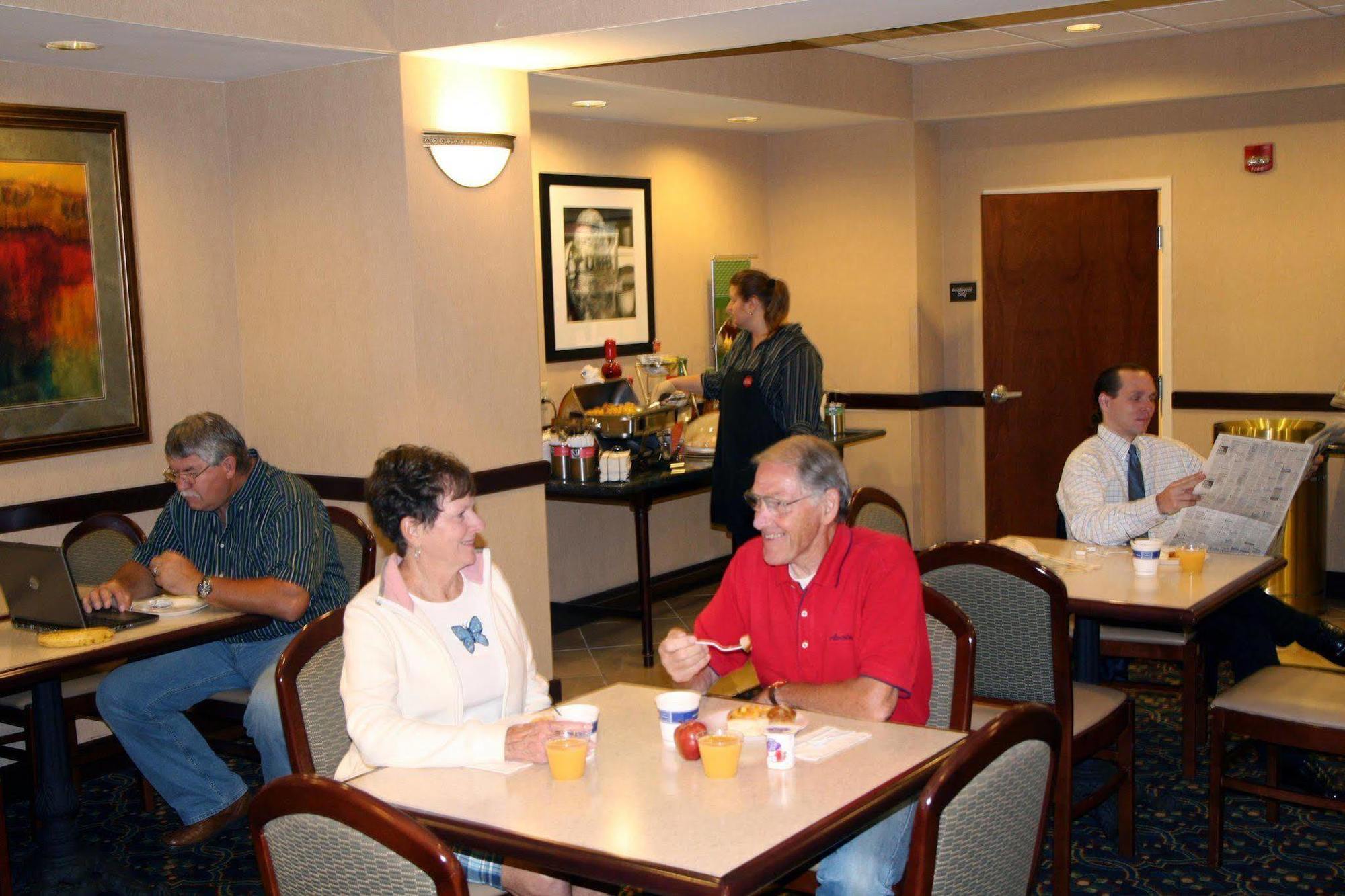 Hampton Inn Maysville Restaurant bilde